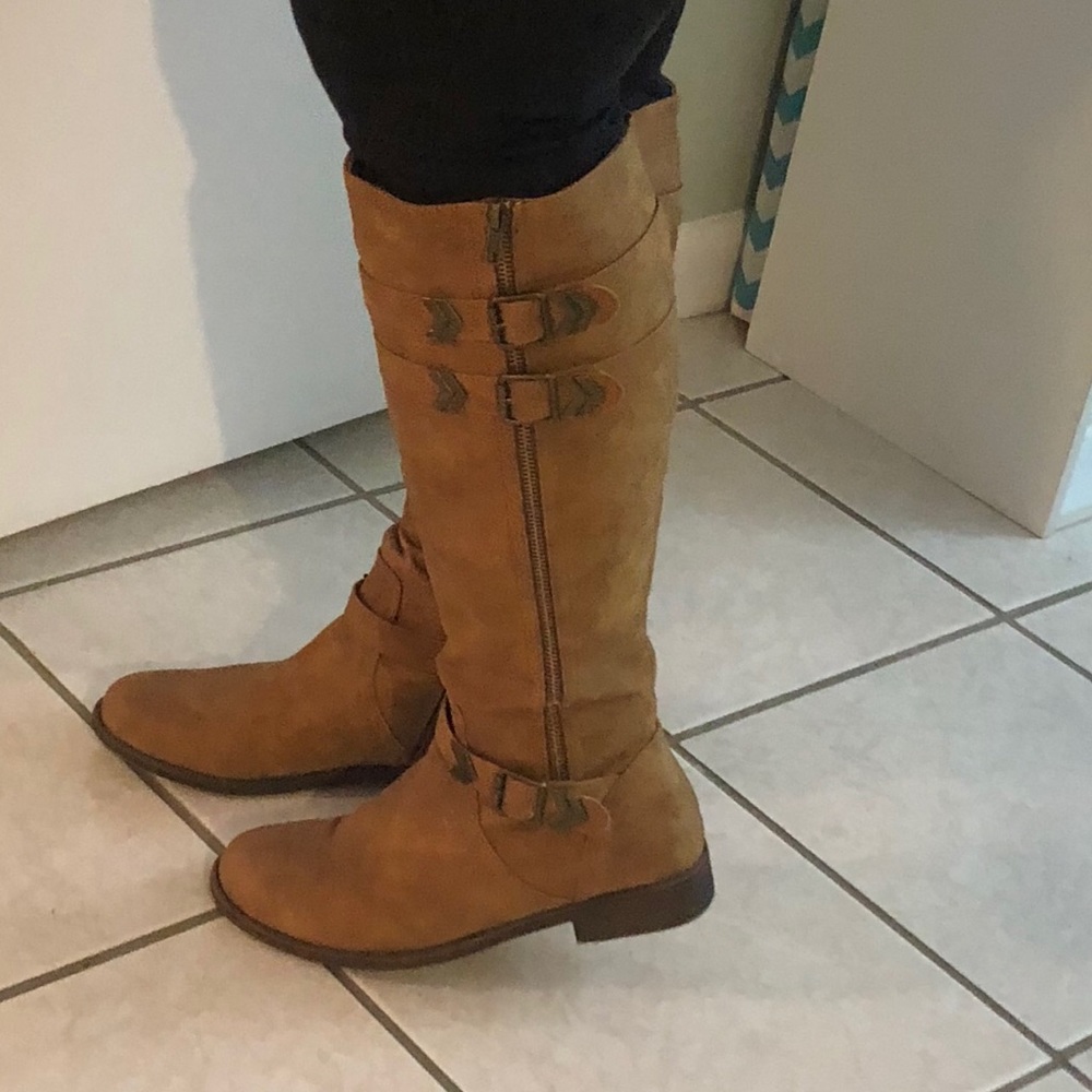 Just fab wide calf Karly boot, size 8.5